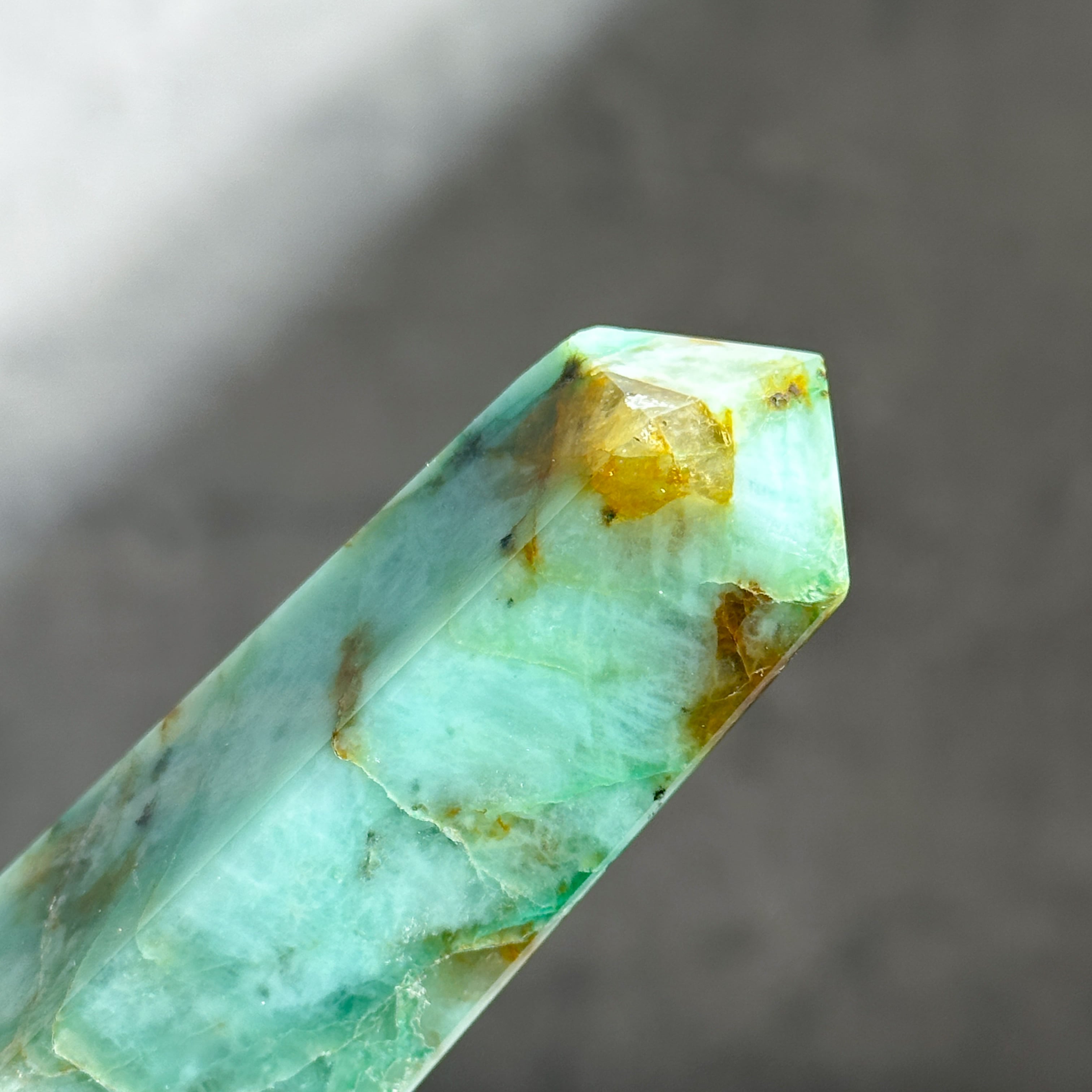 フェニックスストーン タワー型72◇ Phoenix Stone ◇天然石・鉱物
