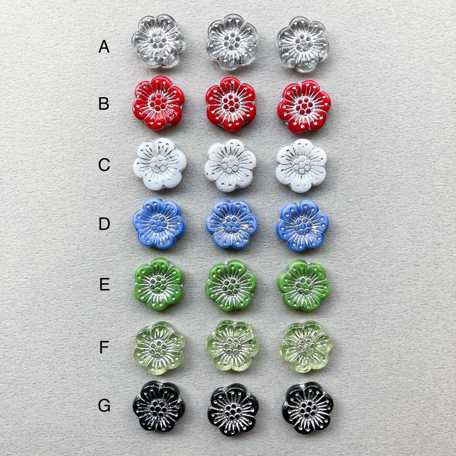 再入荷〉6枚花びらの梅の花チェコビーズM（18mm/シルバー） | Dua