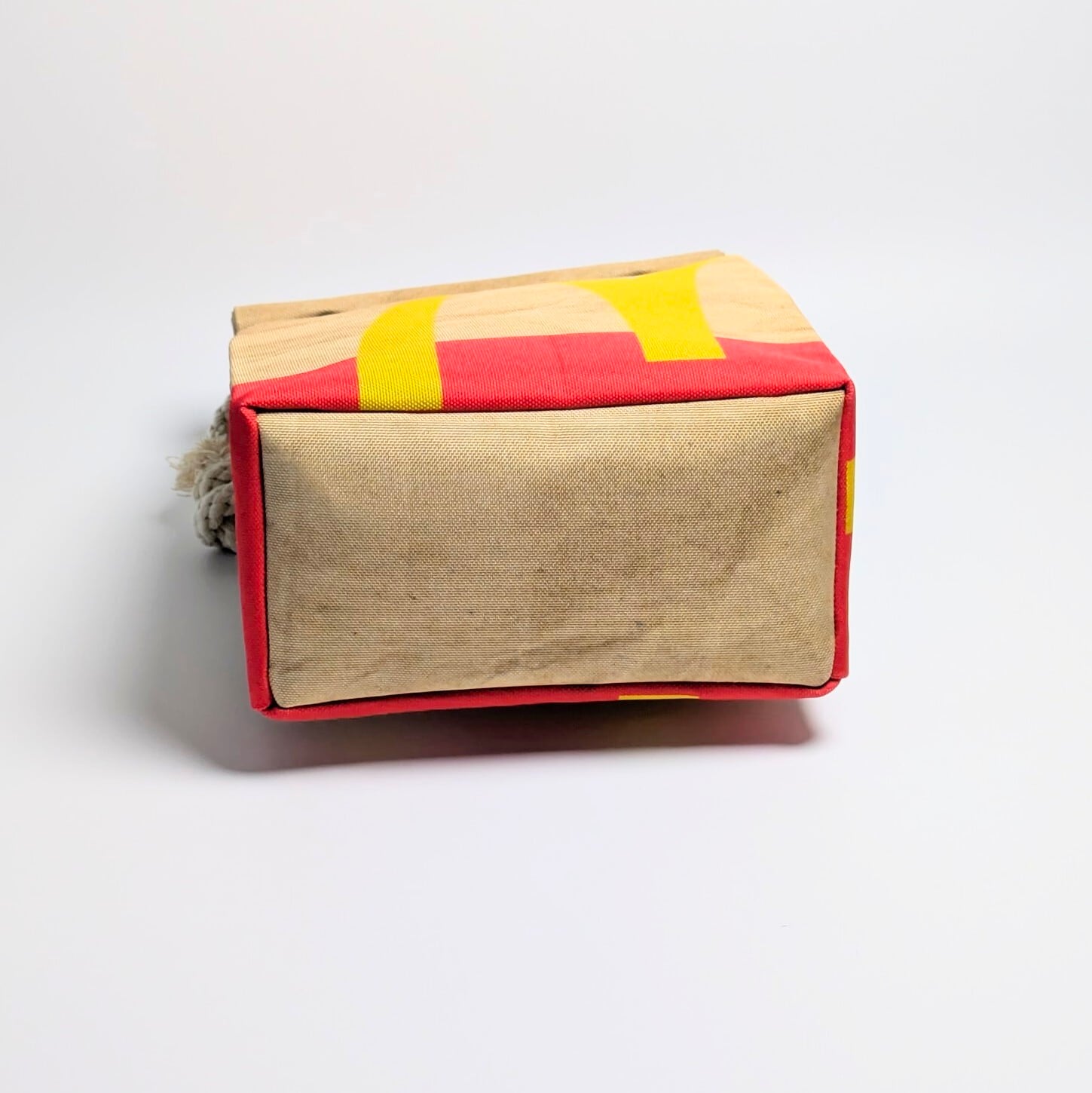 ♧ 再入荷！【 McDonald（マクドナルド）ロゴ】ロープショルダーバッグ＊紙袋風 / Food Bag 〚アメリカン雑貨 アメトイ〛