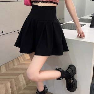 2色/ハイウエストタックフレアミニスカ ・67749 2色/ハイウエストタックフレアミニスカ ・67749