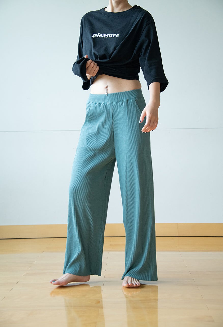 リブワイドパンツ（自分でカット可能）