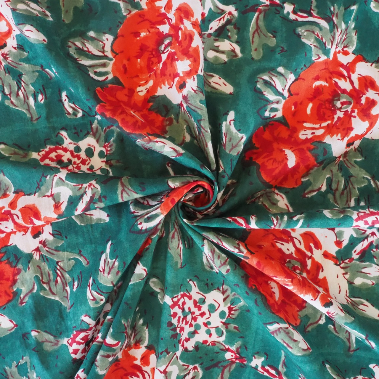 ブロックプリント生地【50cm単位】インド綿 花柄 緑×赤 #17529-GR1