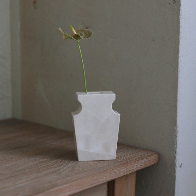 ISHIZO (石三) 花器 ベージュ