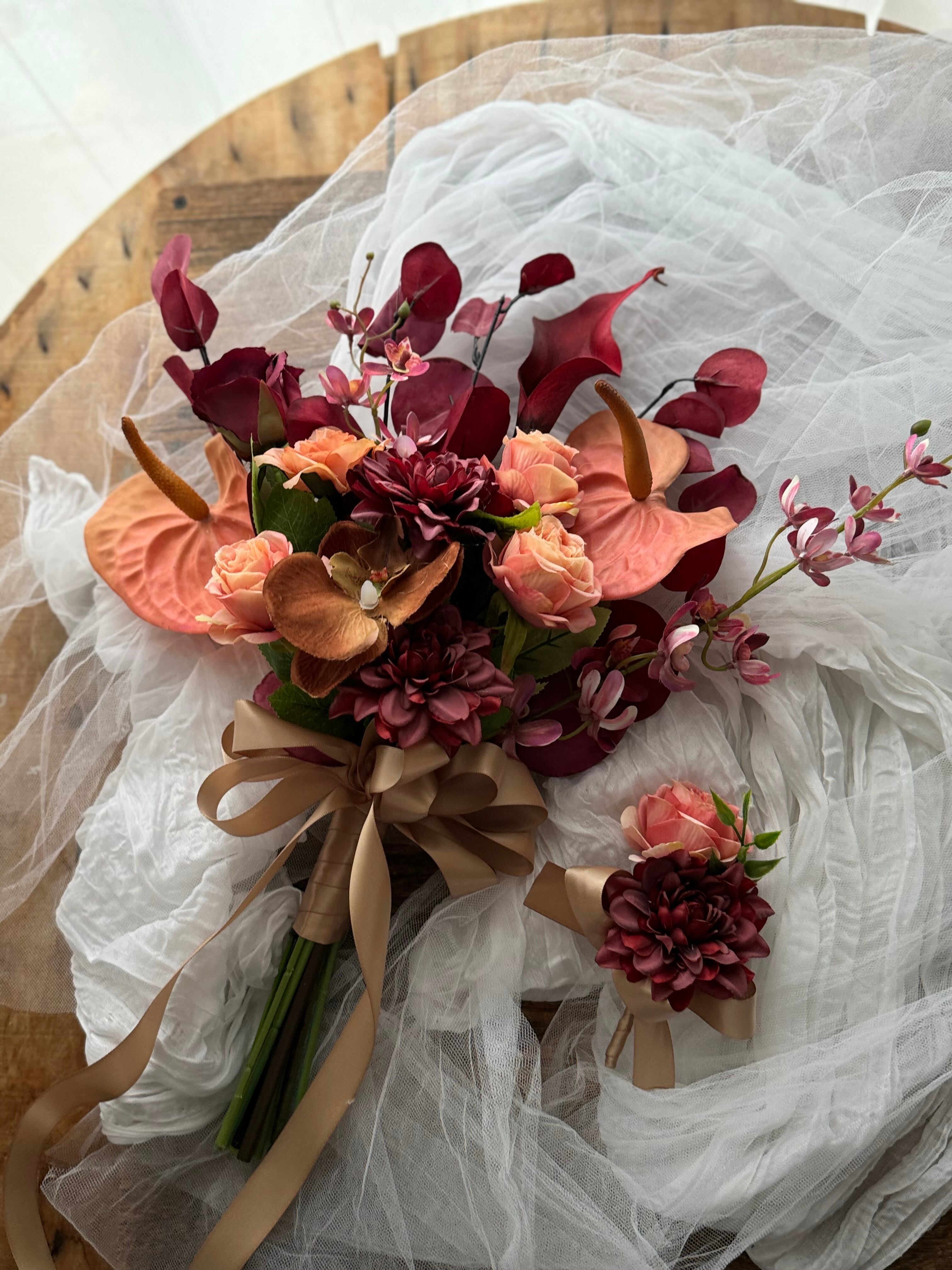 ワインレッド×オレンジクラッチブーケ☆ | houkiboshi