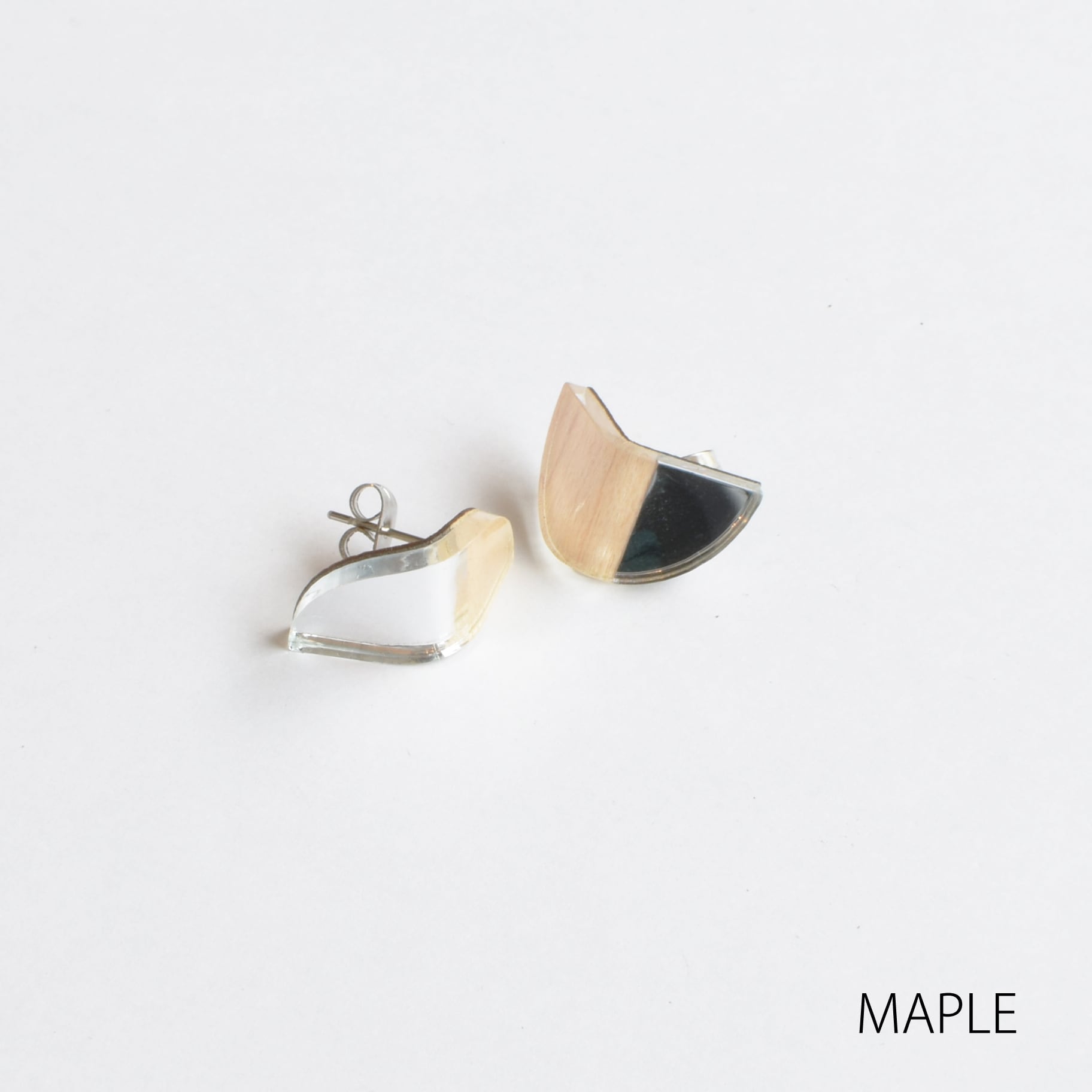 bend ミラーピアス | plying accessory