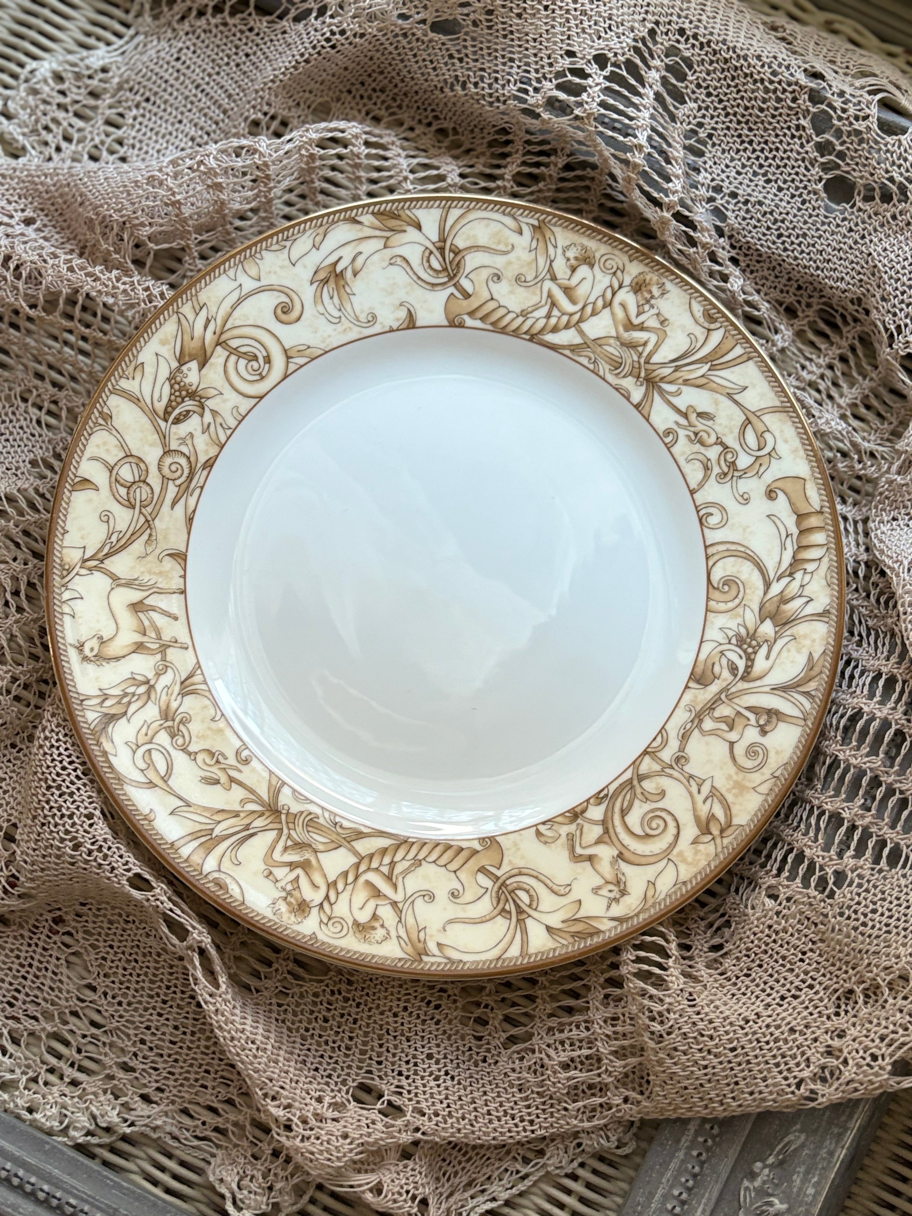 英国Vintage WEDGEWOOD ウェッジウッド コーヌコピア プレート 20.4cm テーブルウェア 廃盤