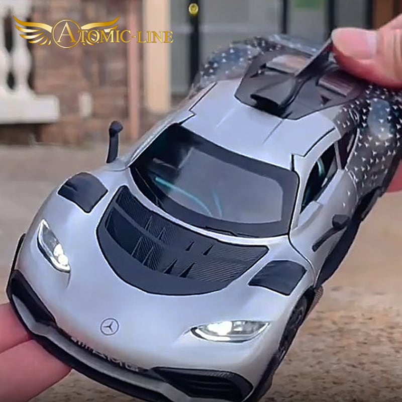 メルセデスAMG ONE Mercedes ミニカー　26cm メルセデス AMG ONE 1/24 ミニカー 全4色 ライト点灯 エンジンサウンド
