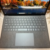 2021年式 Microsoft Surface Laptop 4 第11世代Core i5 / メモリ8GB / SSD 256GB / 13.5インチ 2K タッチパネル式 ノートPC