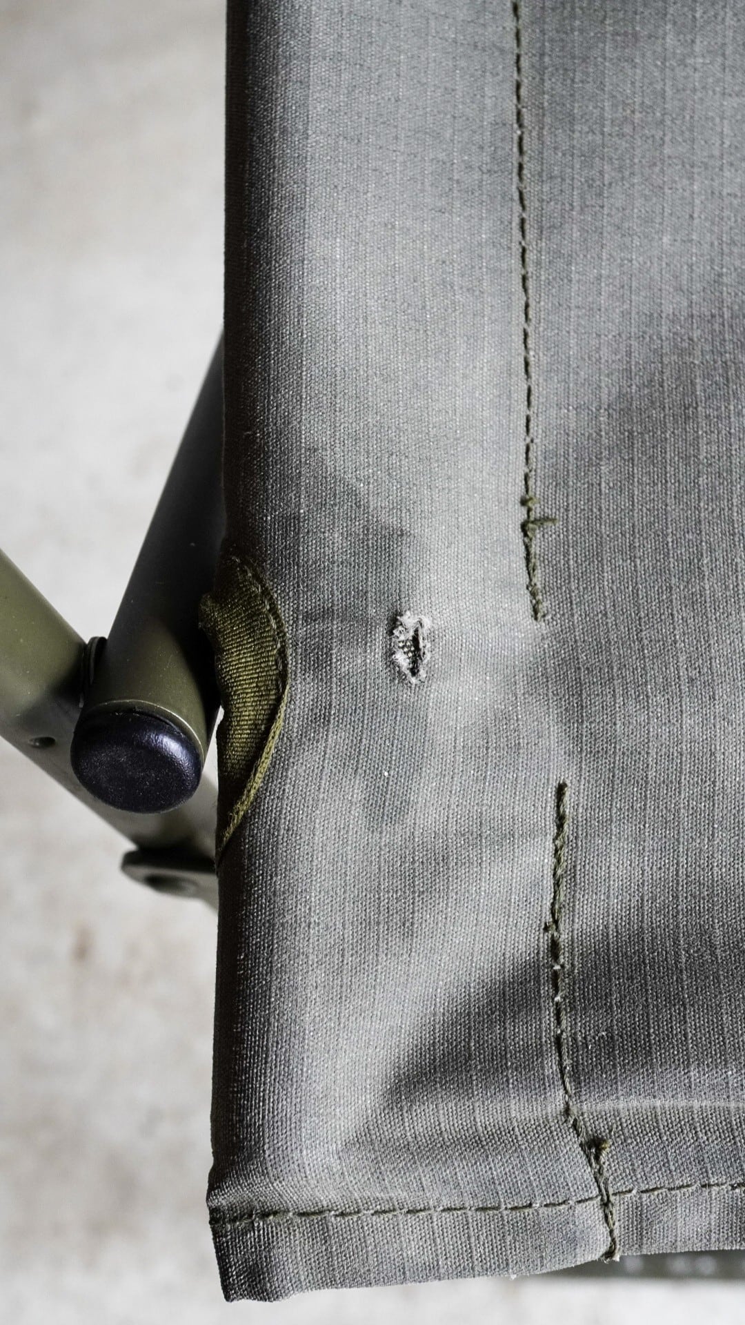 ①イギリス軍 ローバーチェア ミリタリー 本物 ヴィンテージ ユーズド