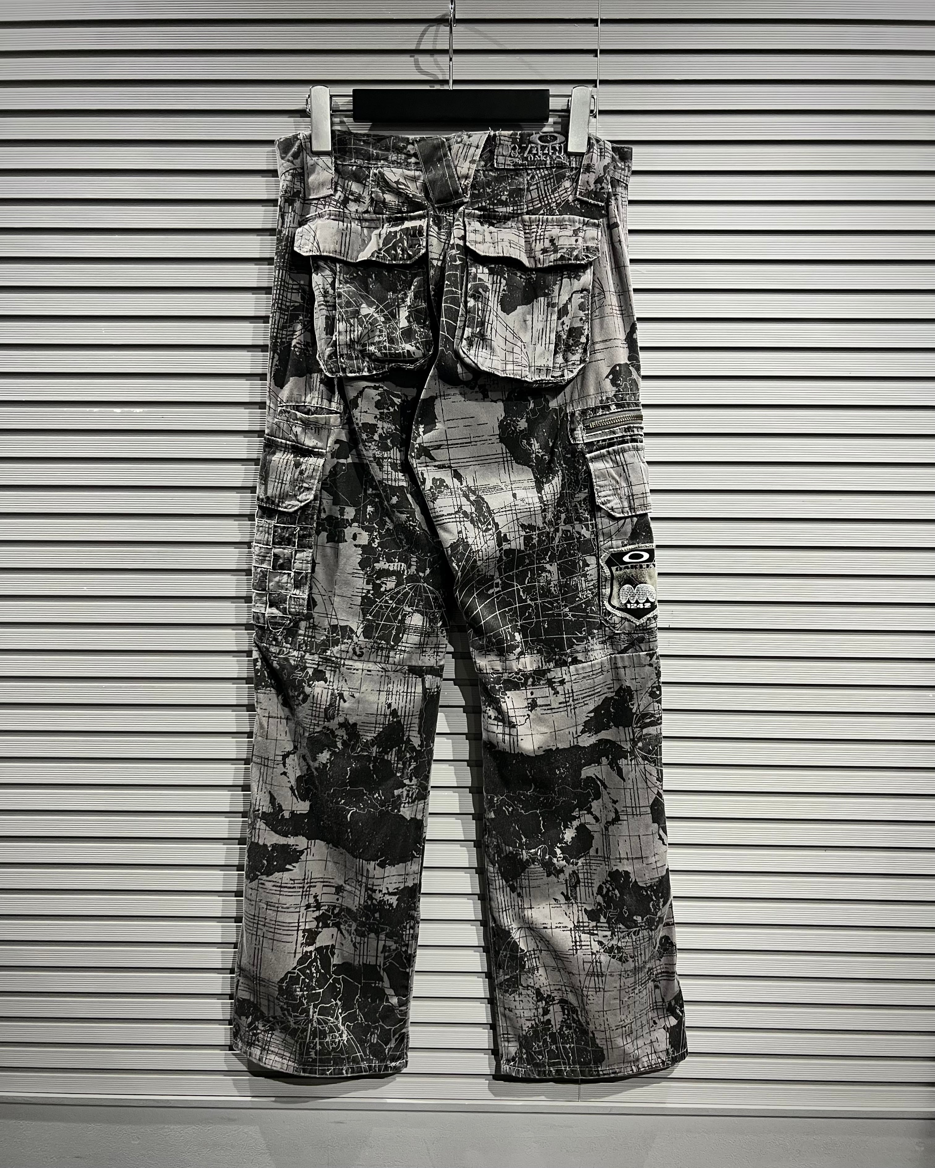 X VINTAGE】“OAKLEY” Total Pattern Loose Cargo Pants | Caka(カカ