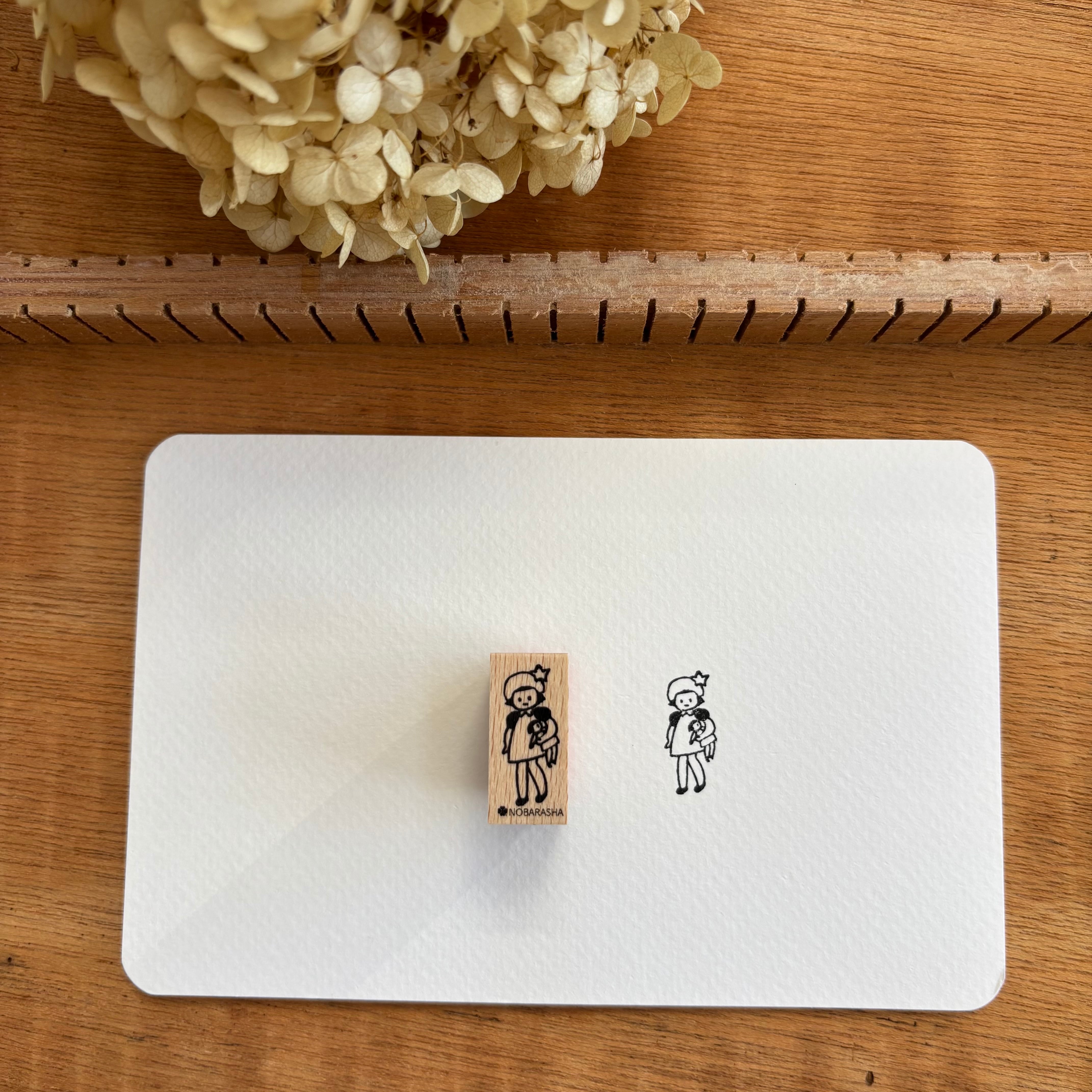 野ばら社の図案ミニはんこ・星のベレー帽の子|STP-1007