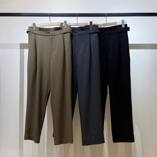 TRテーパードパンツ