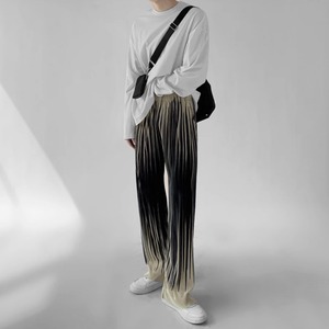 プリーツモードプリントストレートパンツ　0643