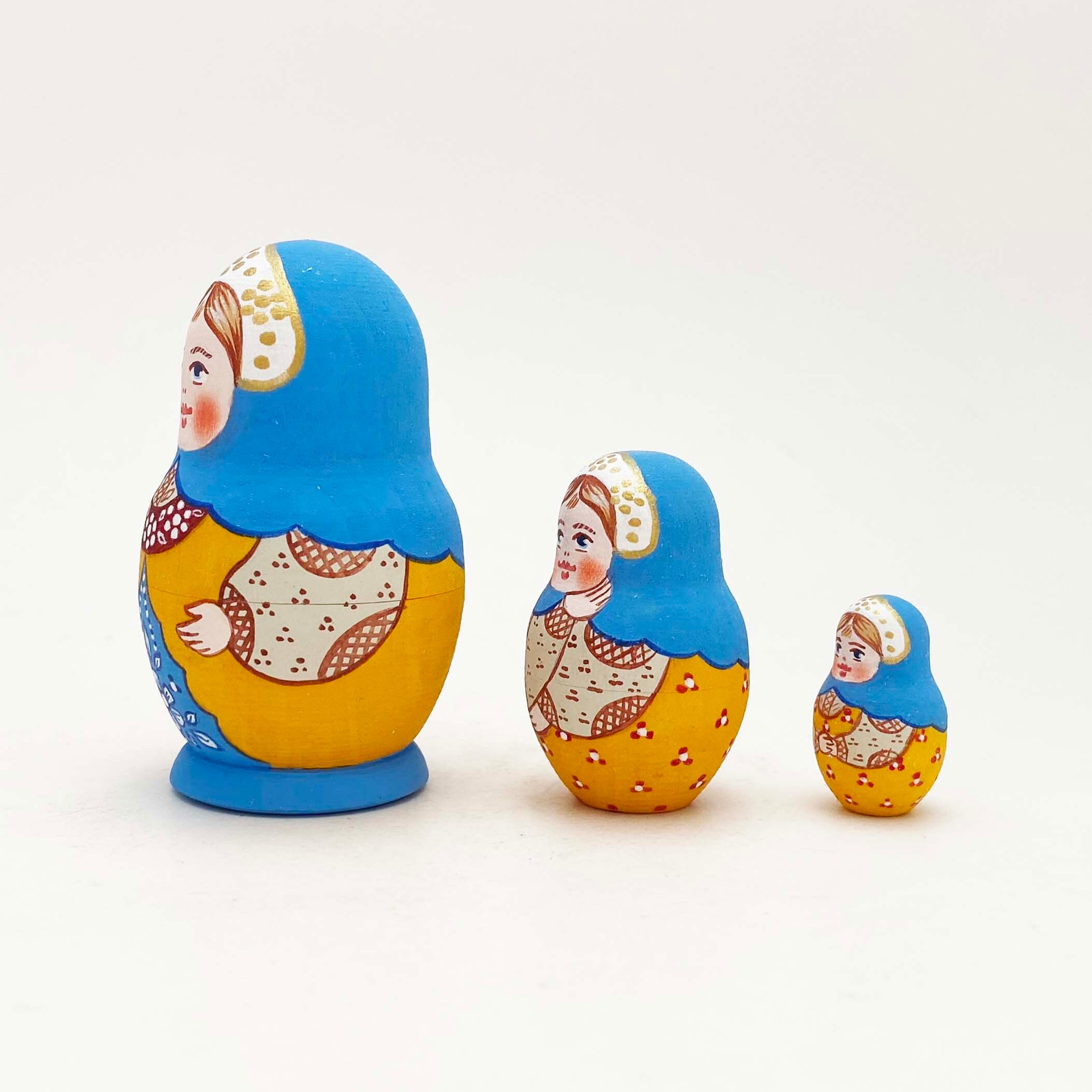 ウクライナ支援マトリョーシカ（三つ編み / 3個組）