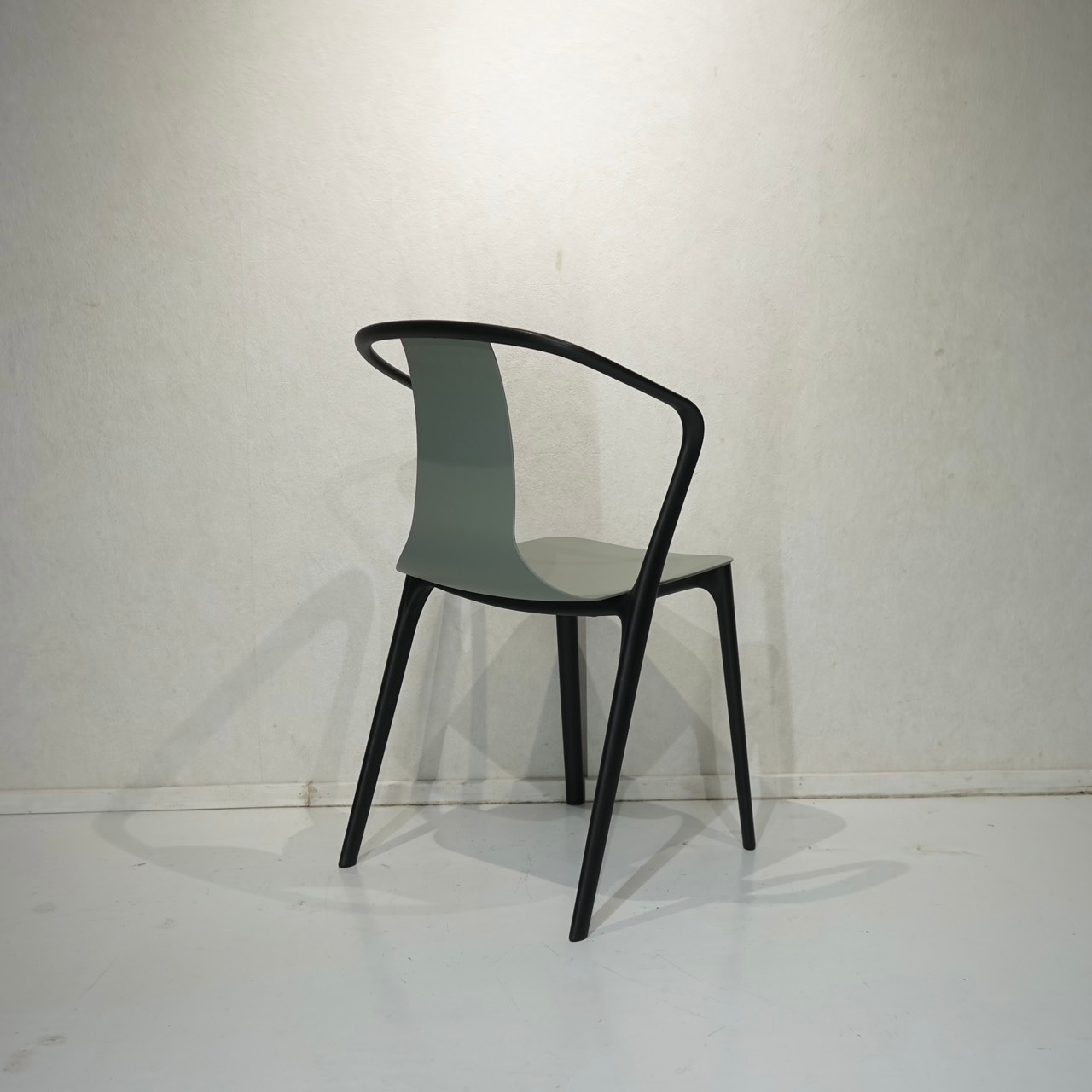 Vitra ヴィトラ Belleville Chair ベルヴィル チェア ダイニングチェア 椅子 モダン 北欧 ミニマル