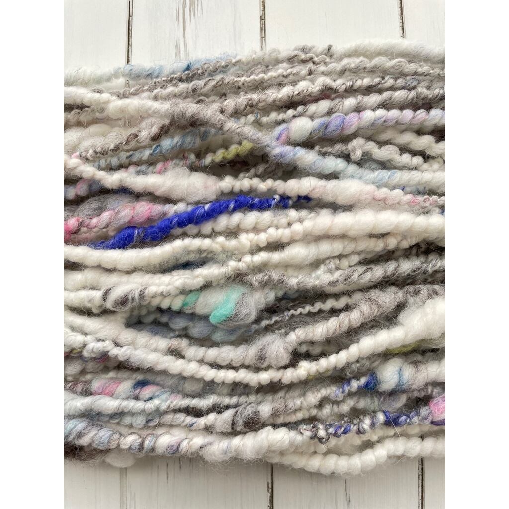 アートヤーン  手紡ぎ糸【22-0301】