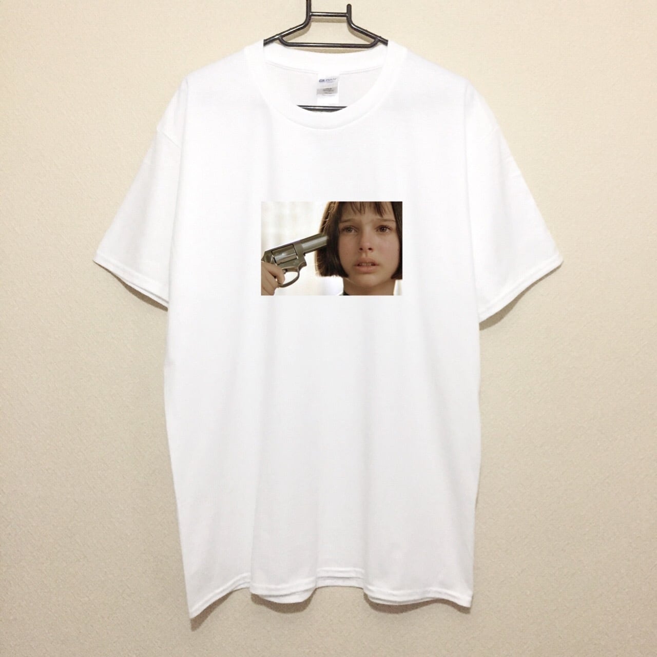 レオン LEON マチルダ 銃 Tシャツ | jenk