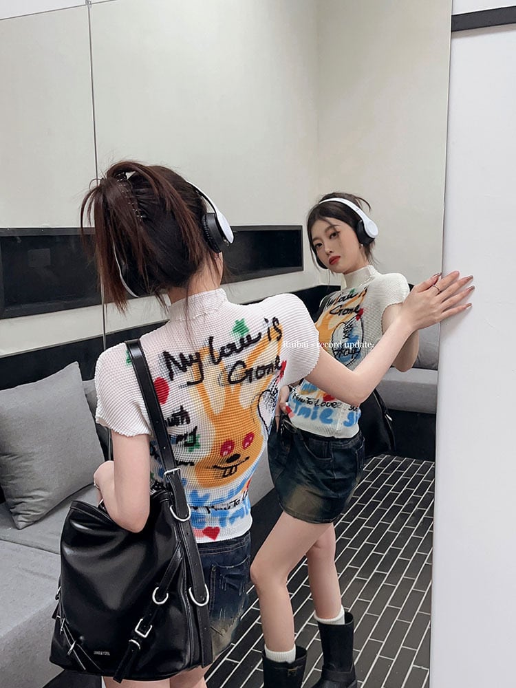 Y2K古着 free city 稲妻 ドクロ グラフィックノースリトップス 膨らみ
