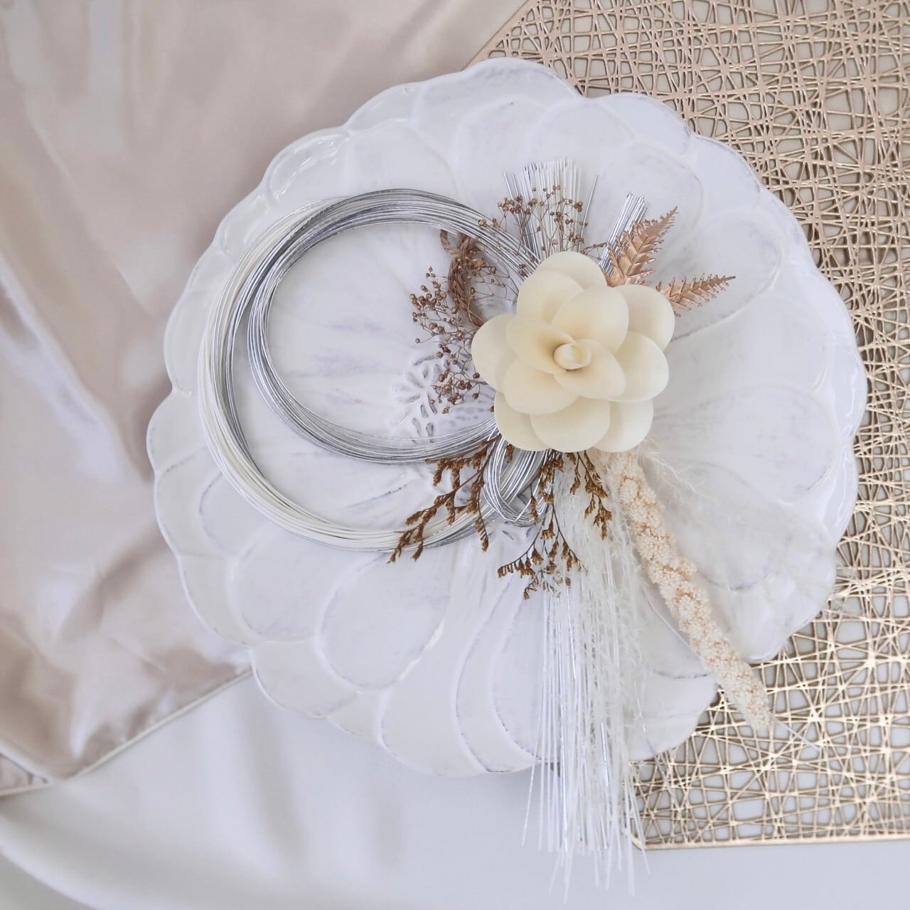 Shimenawa MUSUBI / しめ縄 結び（ホワイト） | BONNE CHANCE