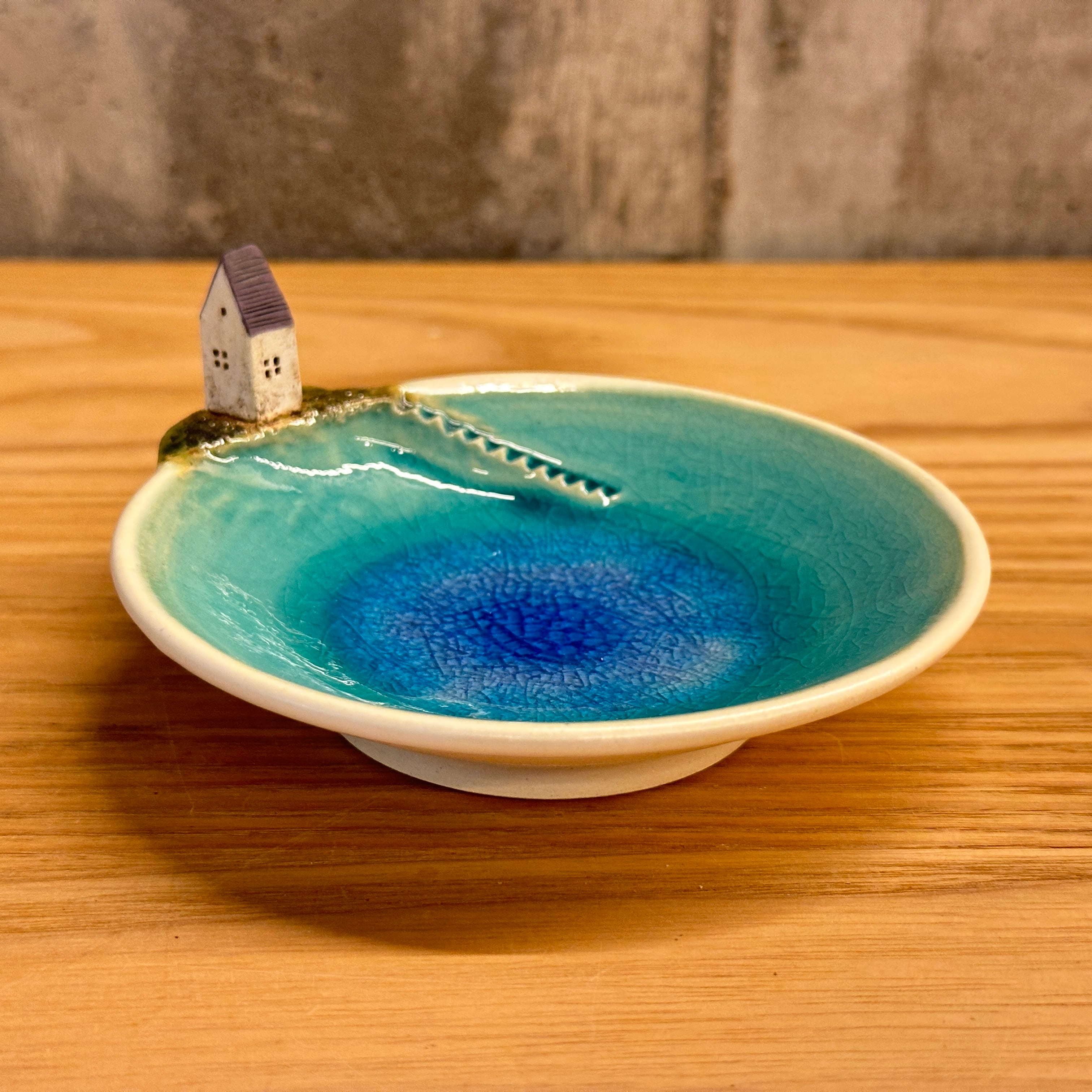 atelier+shop COCOCO］アトリエショップコココ --沖縄から手作りの陶器