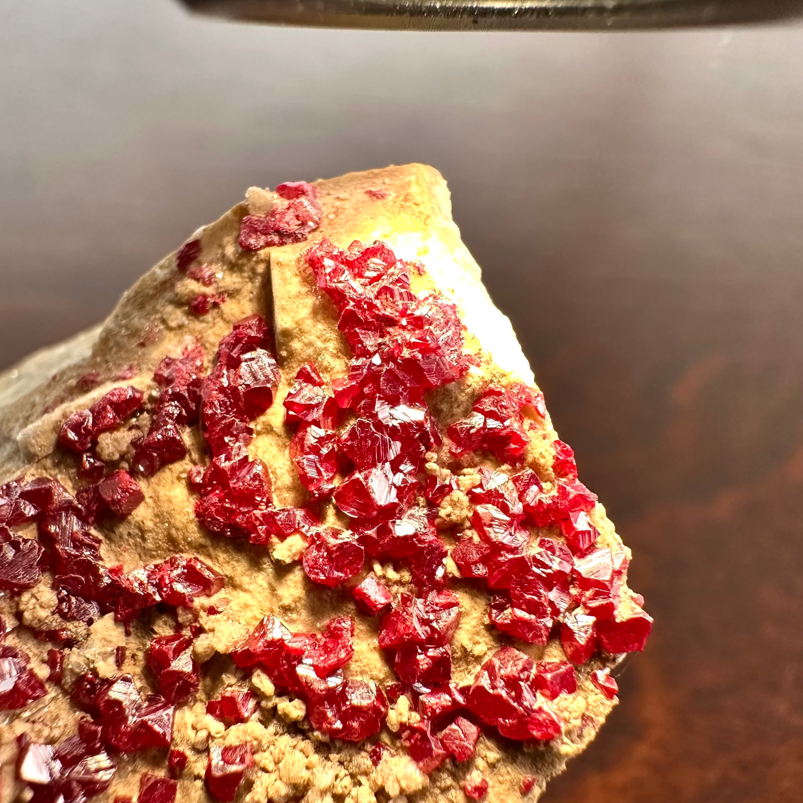 シナバー【Cinnabar】日本（北海道）産 | PEANUTS MINERALS