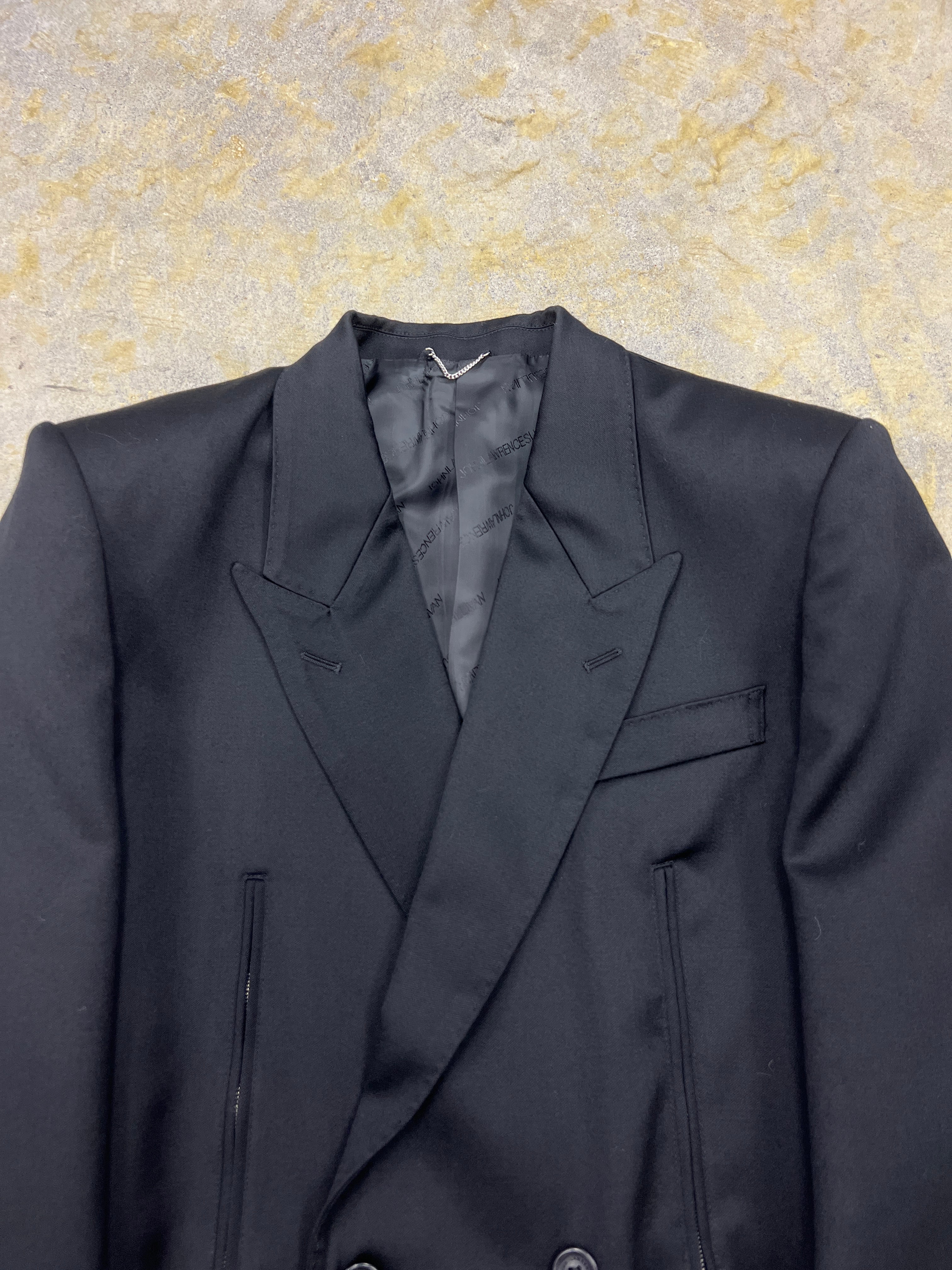 JOHNLAWRENCESULLIVAN | WOOL SATIN SPENCER JACKET | BLACK | HOWDAY