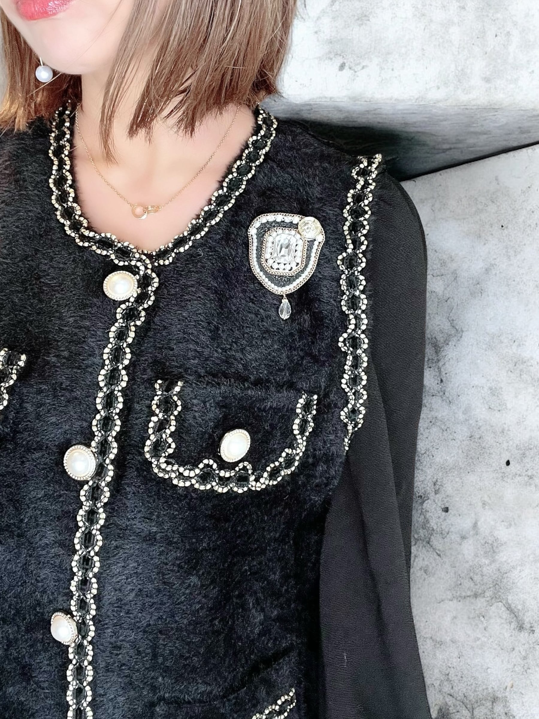 CLOSE SALE★SH1179【セレクトコレクション】パイピングデコレーションニットベスト(ブローチセット)