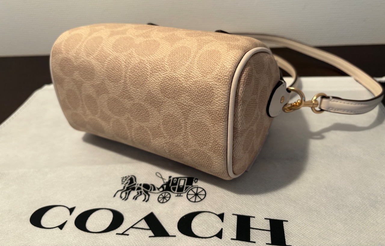 71,500円新品COACHコーチミニローアンクロスボディ バッグ 