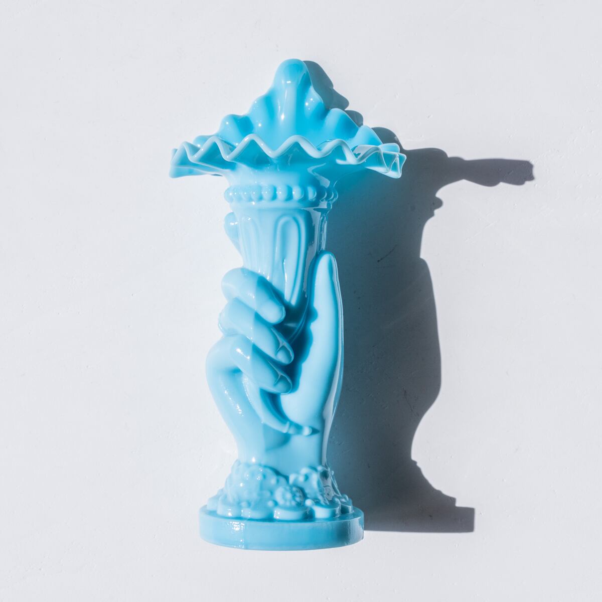 Hand-Motif Vase (Milky Soda)