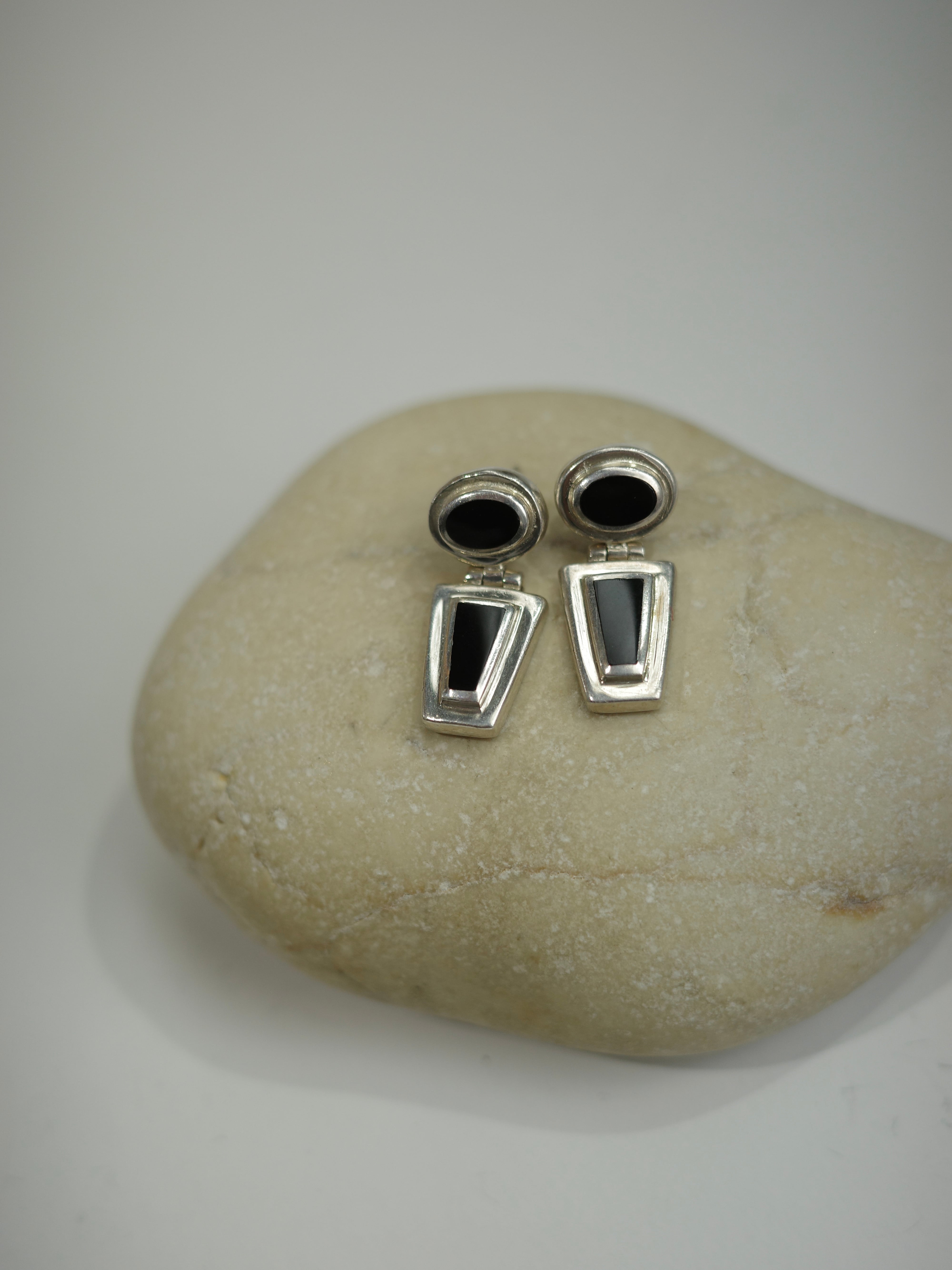 <vintage silver925>onyx shape dangle pierce