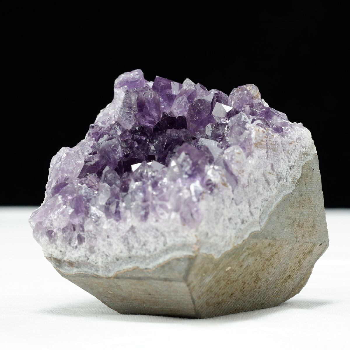 アメジスト クラスター ウルグアイ産 アメシスト 原石 Amethyst 一点物 182-5684