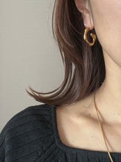 モードラインピアス