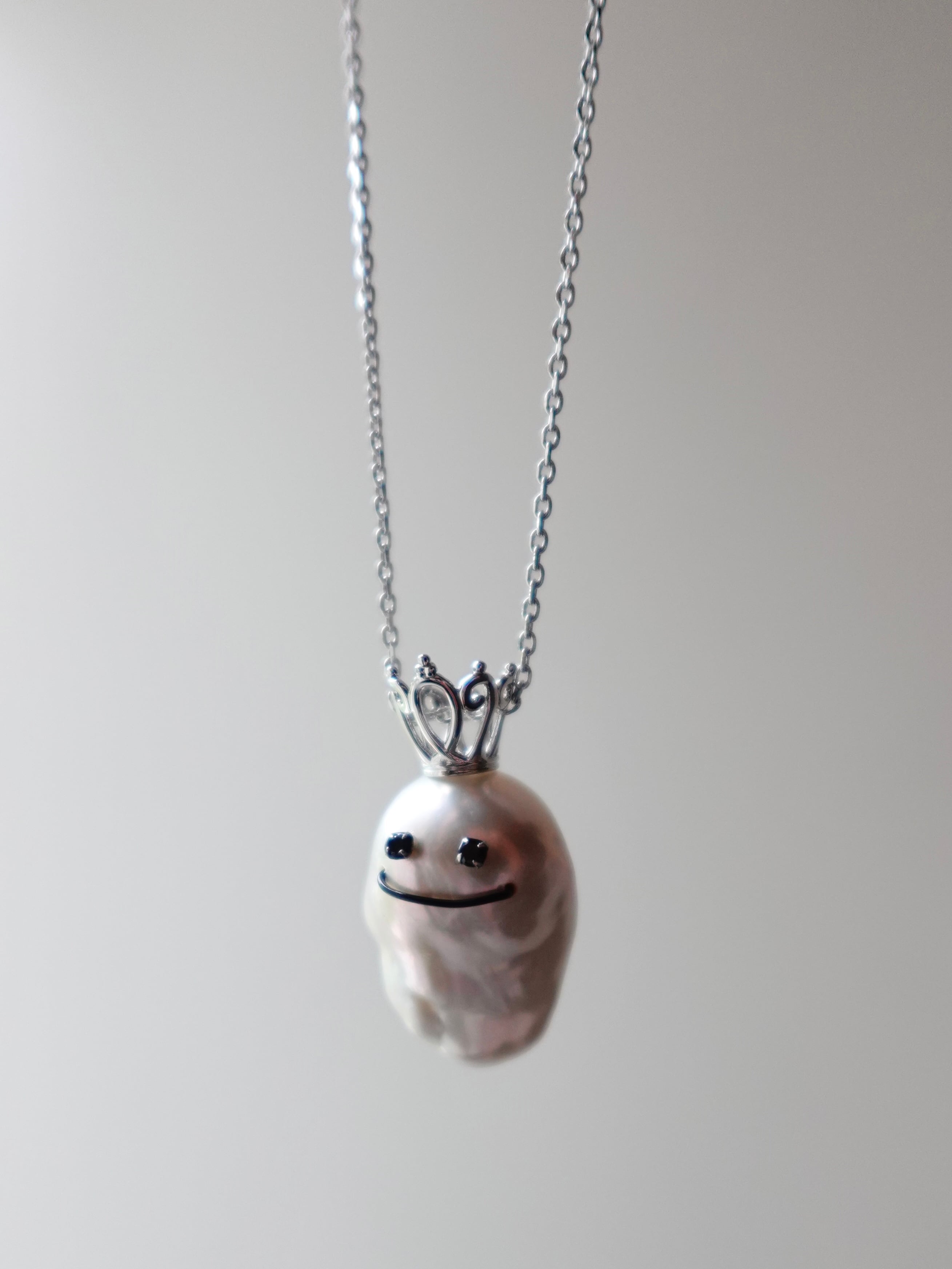 BLACK PHANTOM necklace