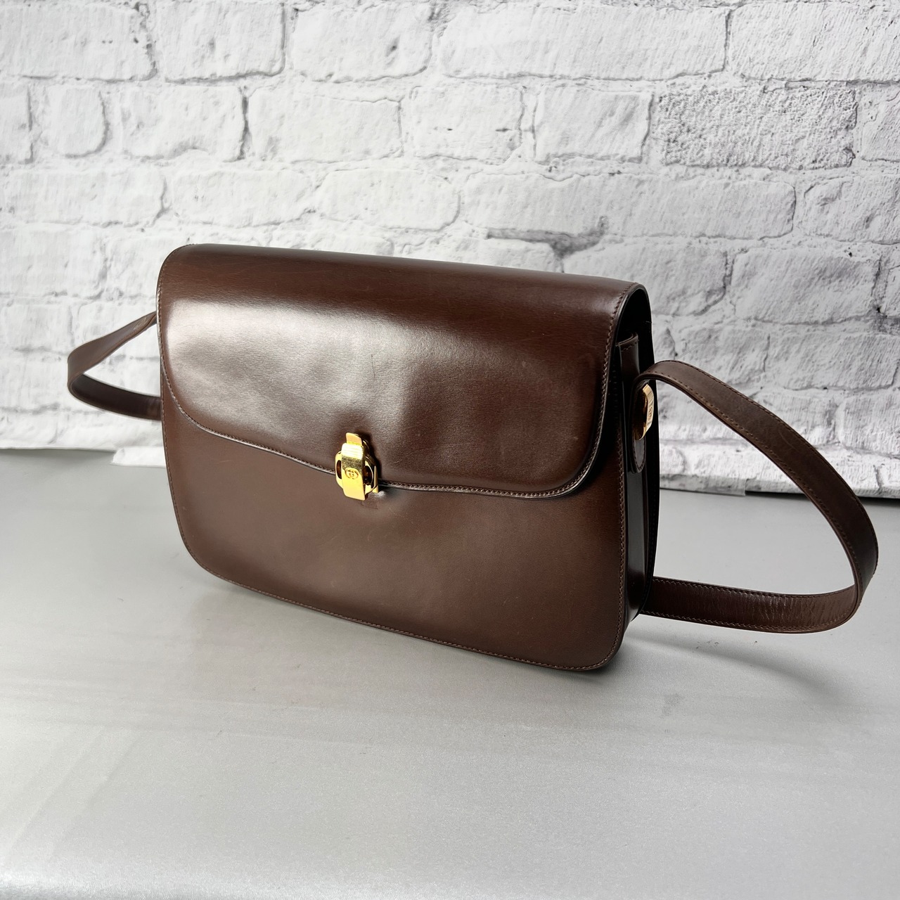GUCCI グッチ レザー ショルダーバッグ ブラウン A-12845