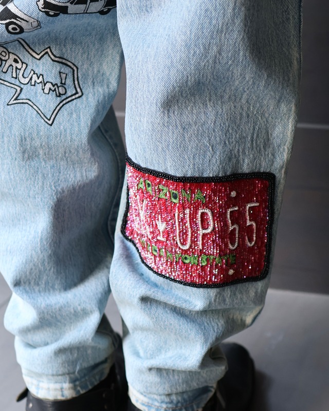 Patch design denim pants