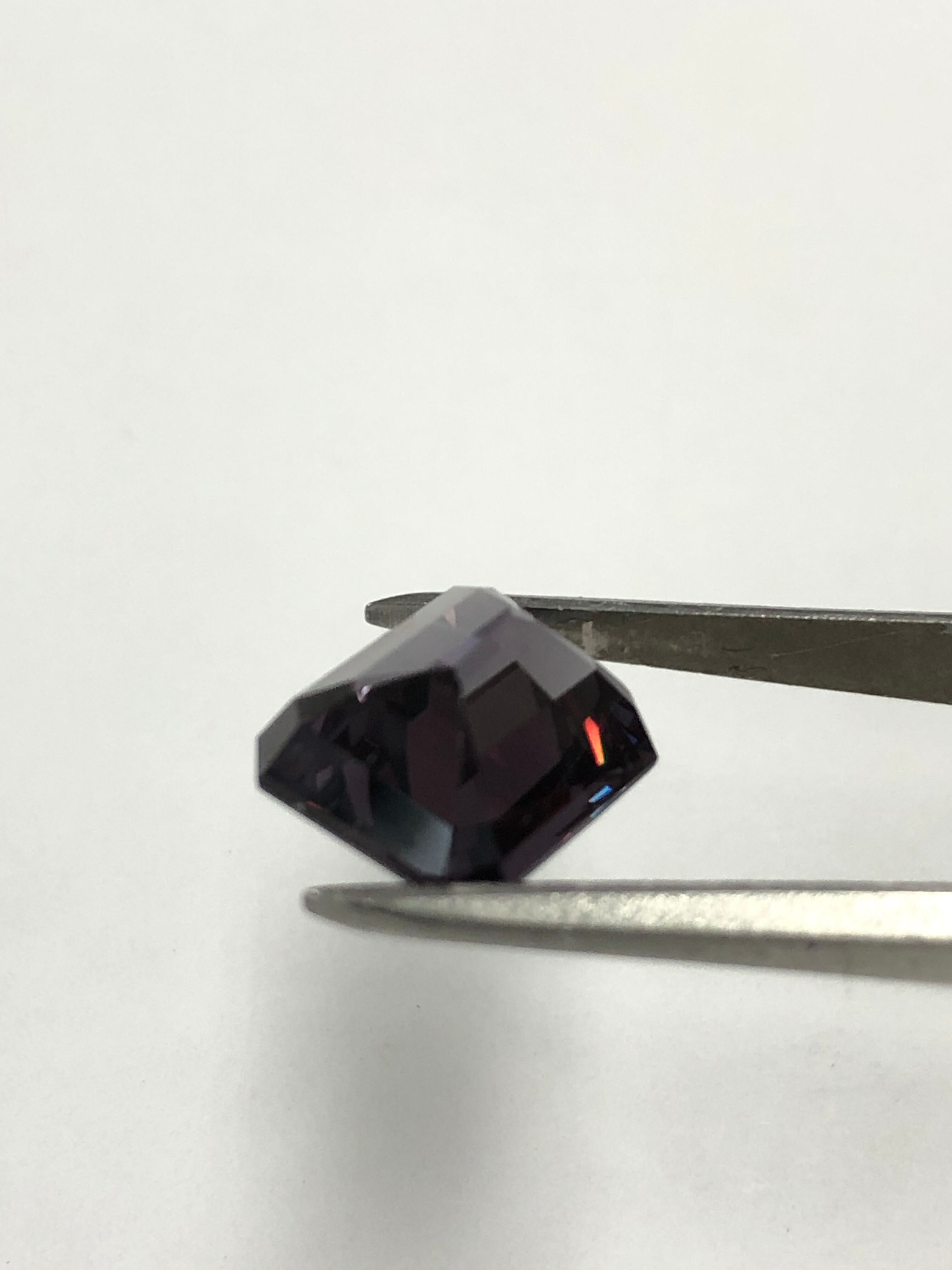 カラーチェンジガーネット 5.01ct