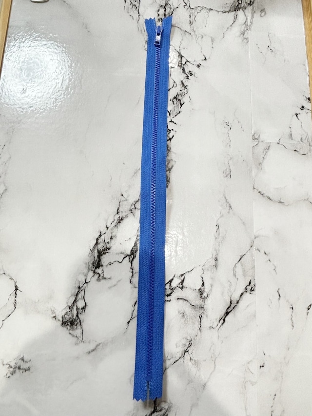 ファスナー　ビスロン止　40cm