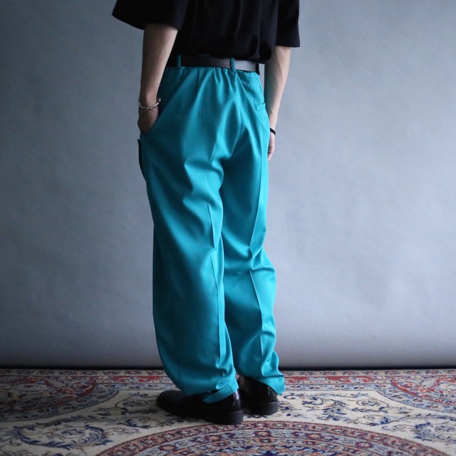 3-tuck tapered silhouette one point embroidery deep sky blue wide slacks