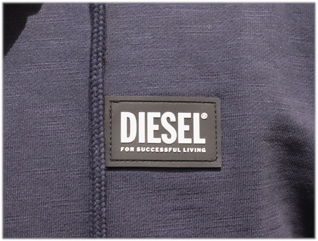 ［値下げ可］DIESEL ディーゼル M ノースリーブ イタリア製 美品 希少 DIESEL】 ﾃﾞｨｰｾﾞﾙ - Italy - ｼﾞｯﾌﾟｱｯﾌﾟﾊﾟｰｶｰ | Men's apparel ADAM