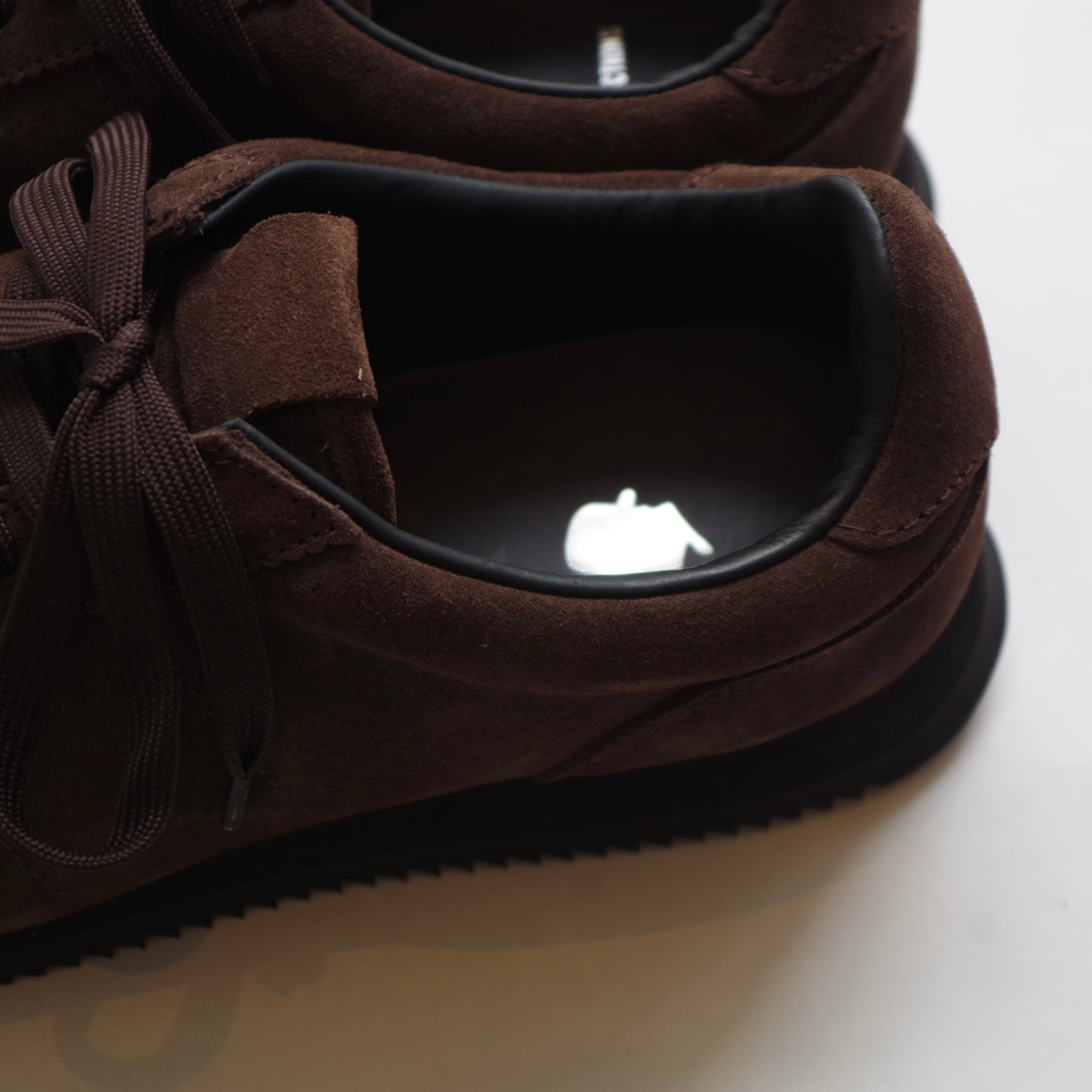 Tomo&Co. × COOTIE PRODUCTIONS ”RAJA JOG TRAINER” Brown Suede | 1F