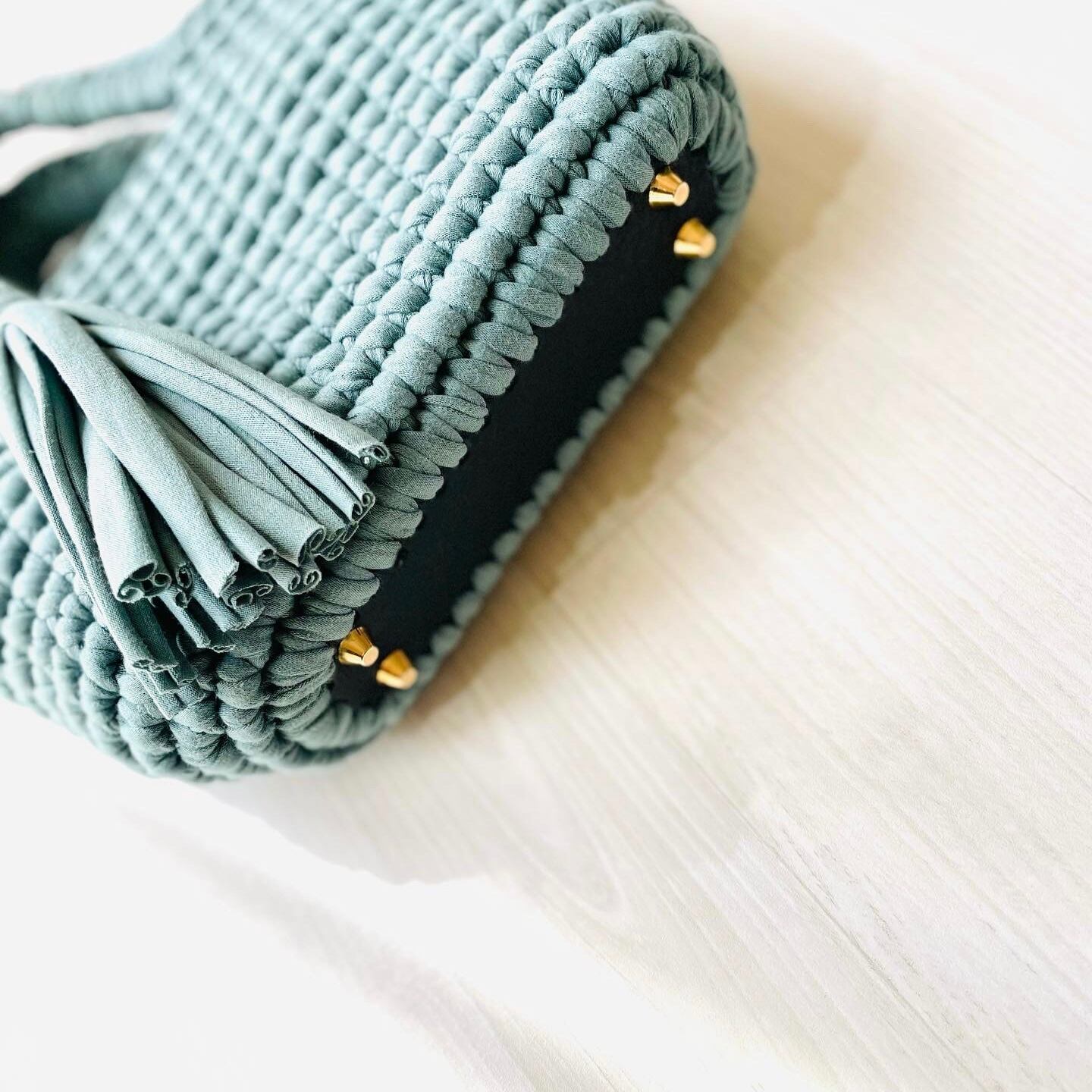 インド刺繍リボン♡シンプルフリンジズパゲッティbag 編み物バッグ 