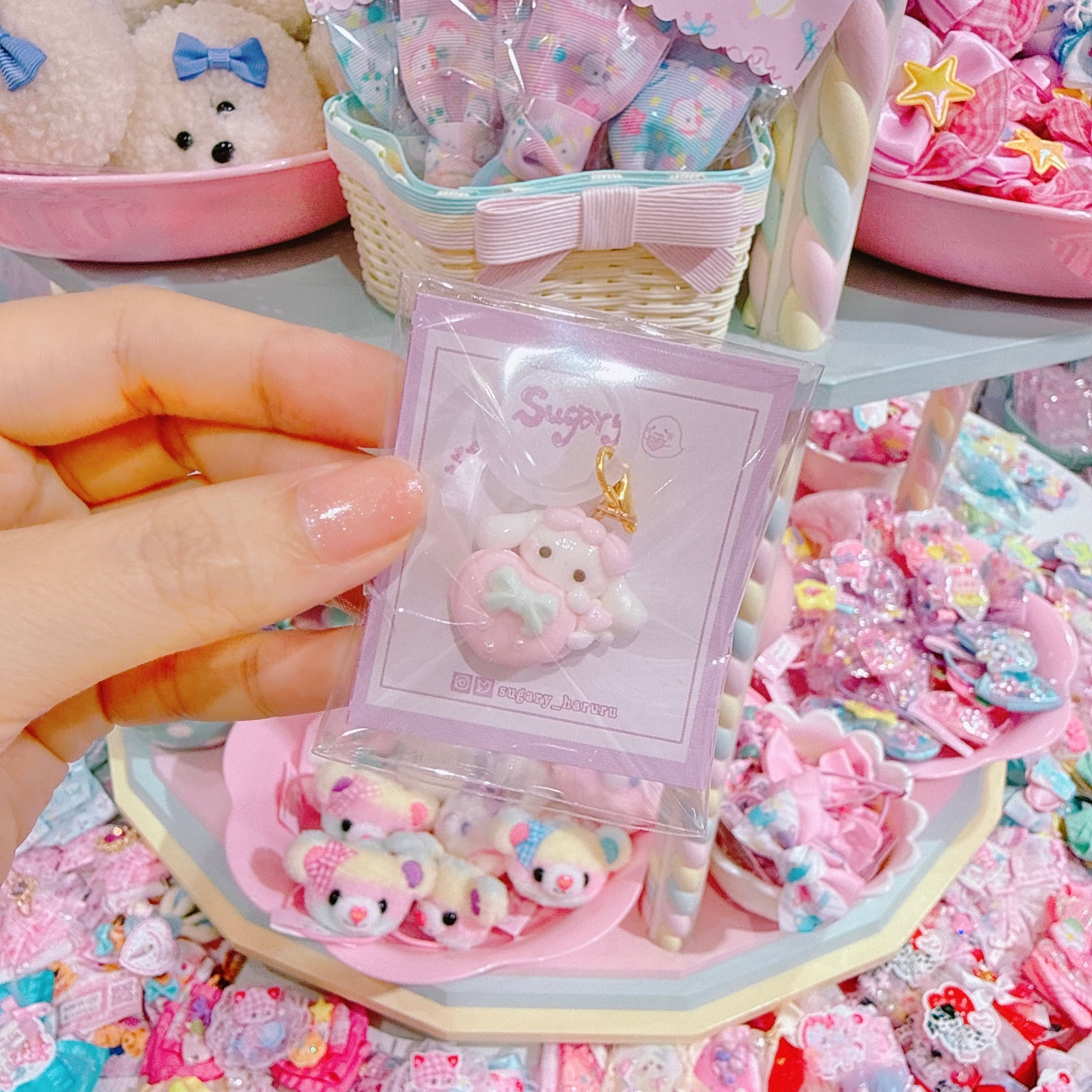 【C9】28-30うさマカロンめじるしチャーム