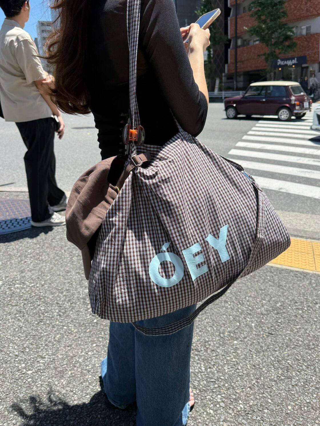 ÓEY BIG TOTE BAG - BROWN | PAY ID