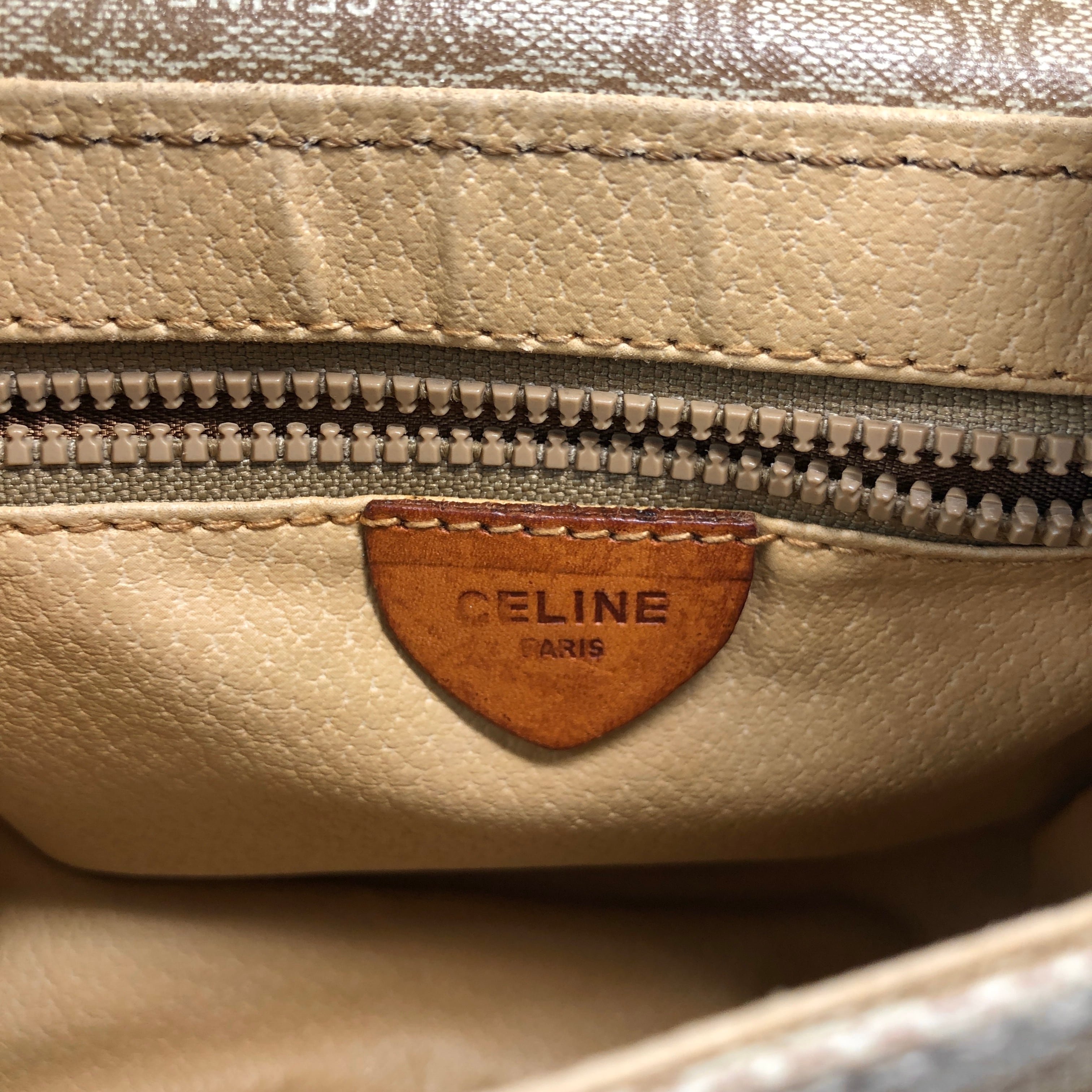 CELINE セリーヌ マカダム ショルダーバッグ ベージュ フロント