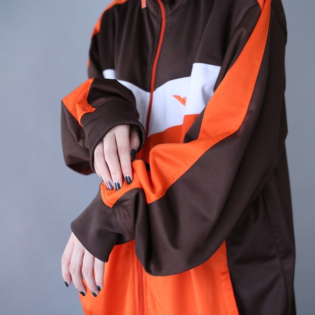 3-tone good coloring switching design XXL over silhouette track jacket