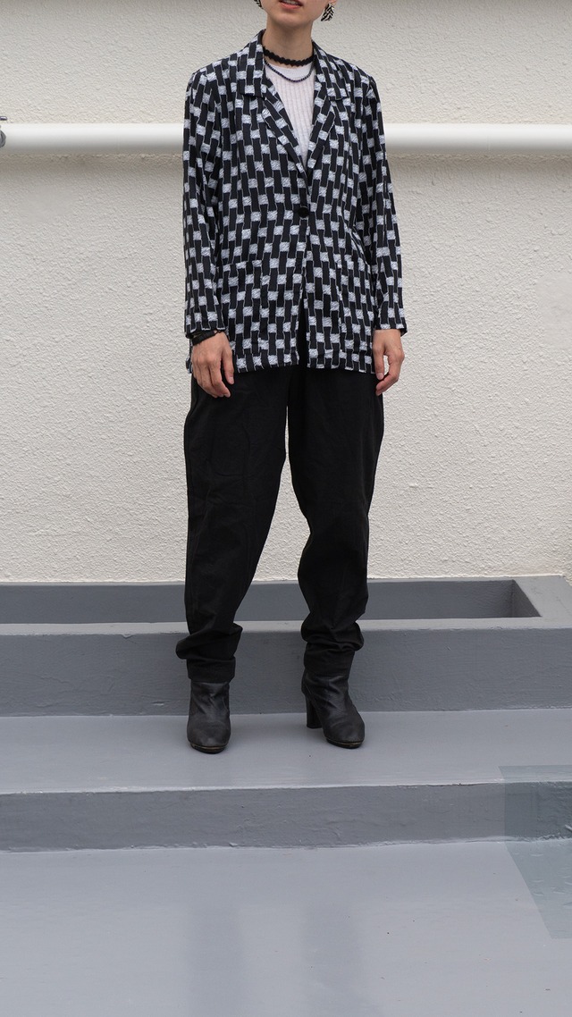 "Carriage Court" 1980s Black and white easy jacket