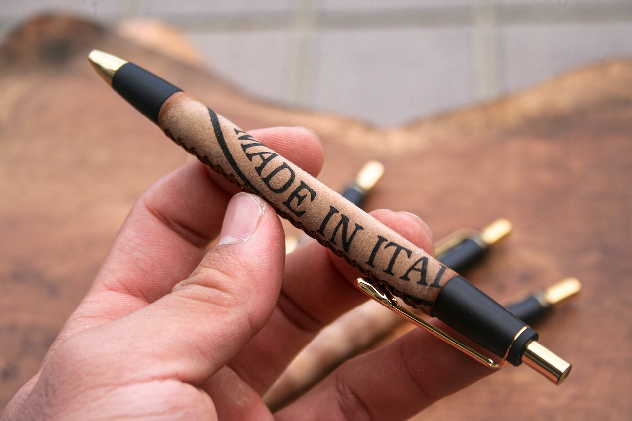 革軸ペン【 ROCADO シェルコードバン 裏巻き (ROCADOスタンプver.) 】