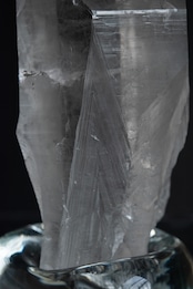 〈お部屋の空気を整える〉クリアクオーツ