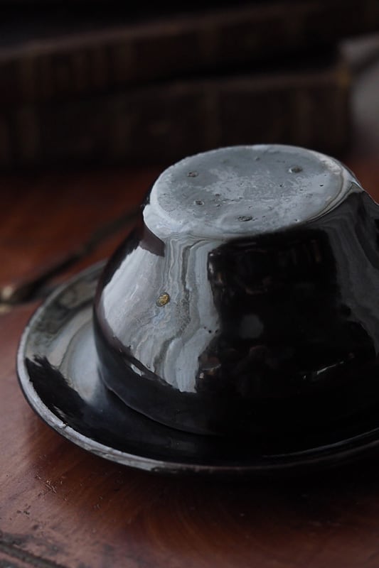 深みの黒 カップ&ソーサーセット-antique cup & saucer set