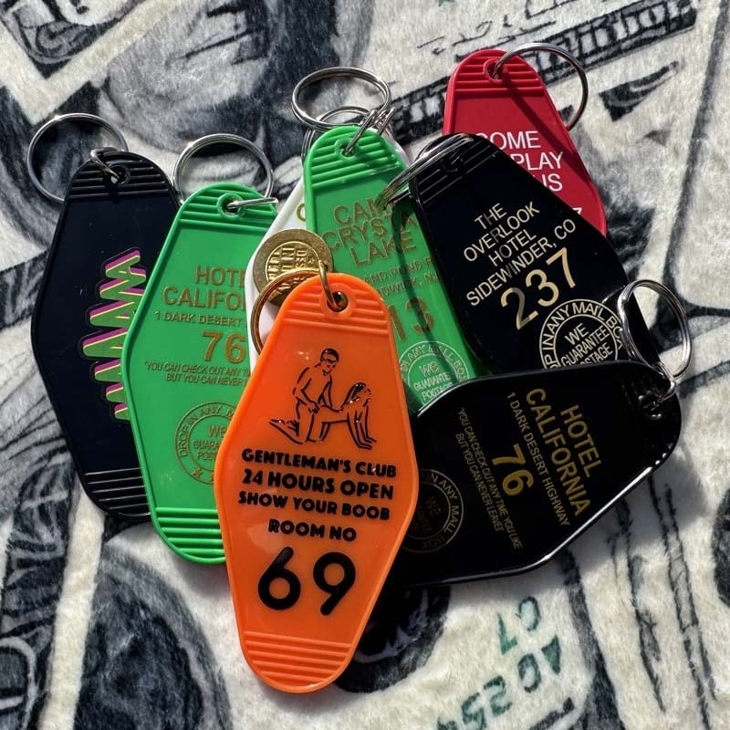 Old Motel Keyholder/LASVEGAS STRIP CLUB、アメリカンテイストなエロ